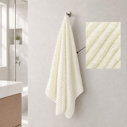 4PCS Fleece Bath Towels 70 x 135cm Soft Absorbent Quick Dry Pink or White