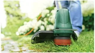 Bosch EasyGrassCut 26 Corded Grass Trimmer / Strimmer – 280W, 26cm Cutting Width